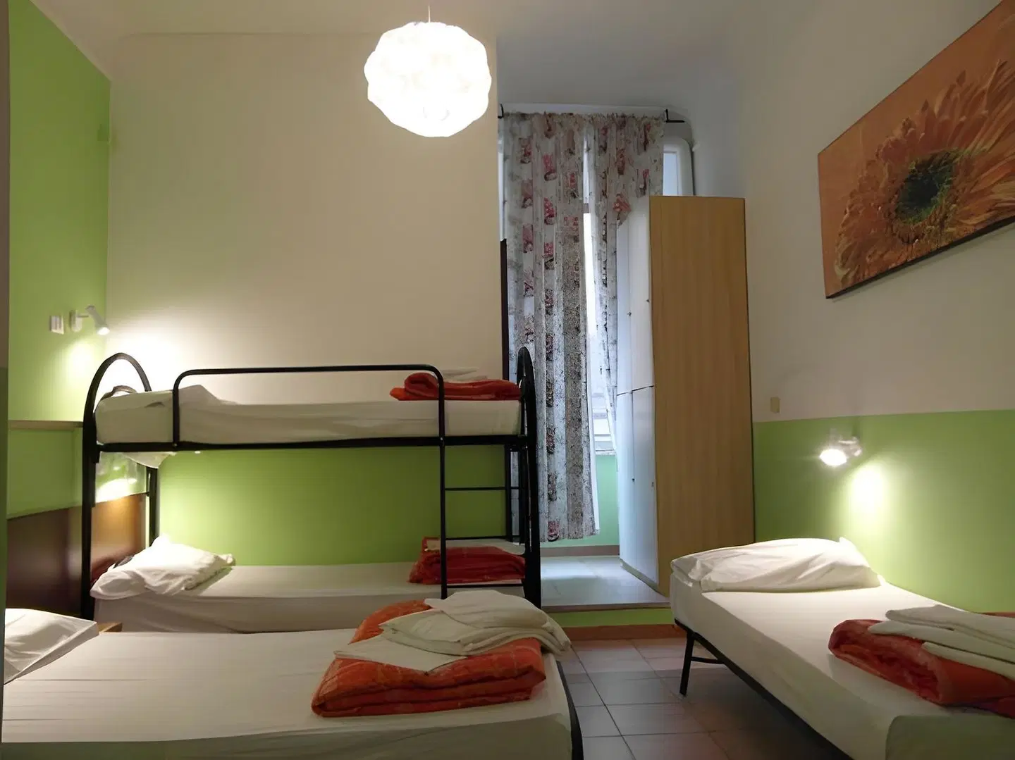 Freedom Traveller ROOM_EXAMPLE