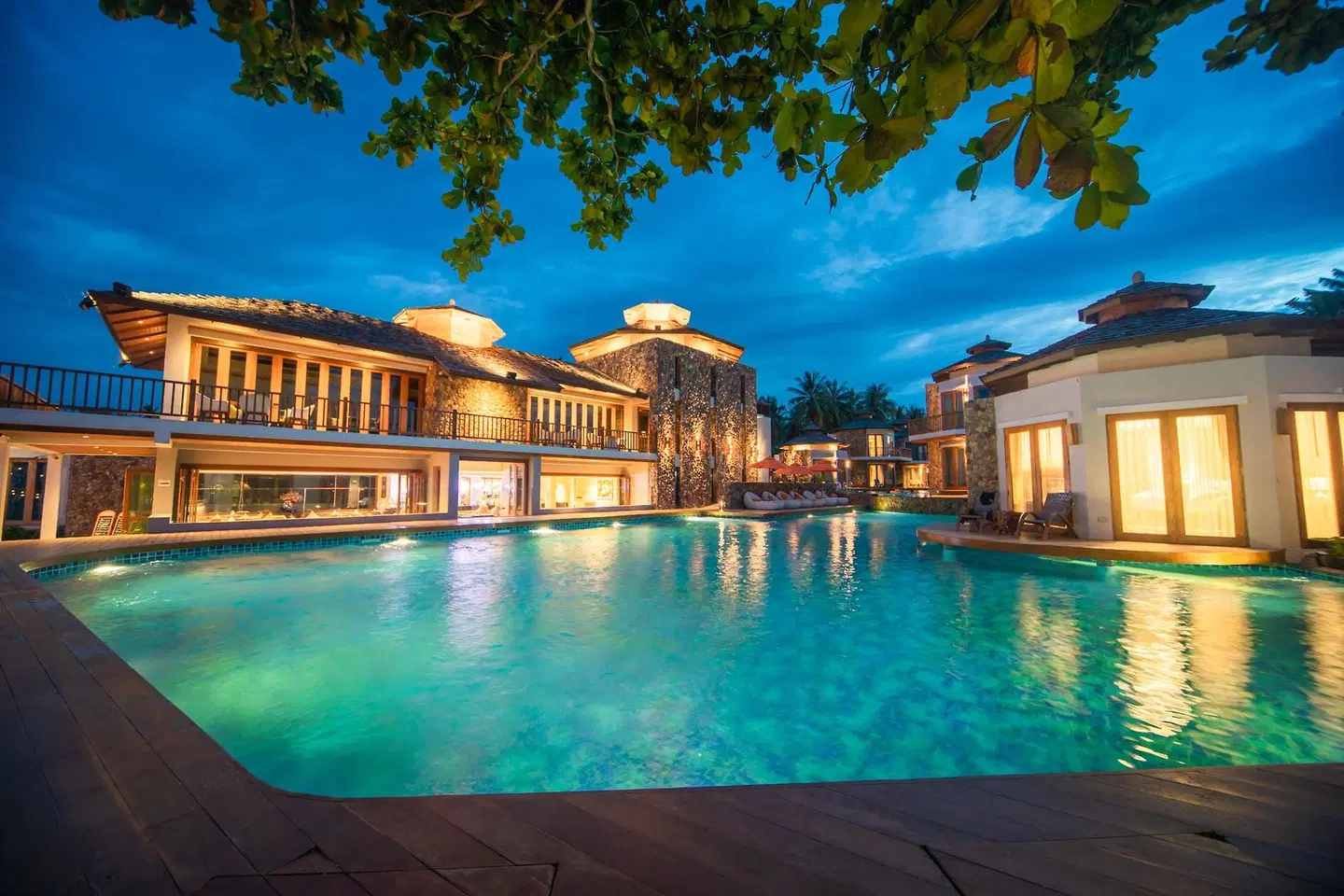 Yotaka Khanom OUTDOOR_POOL