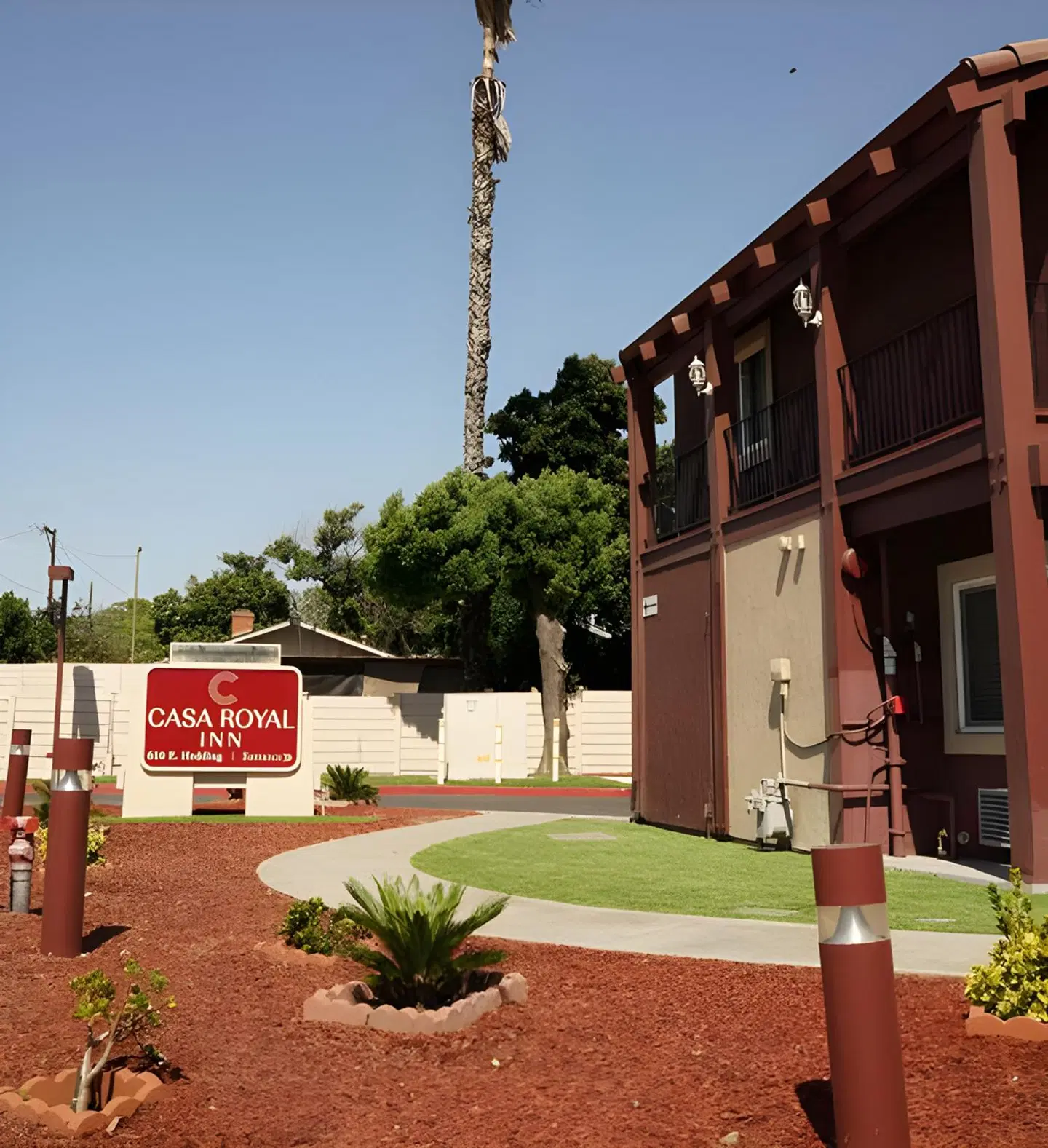 Casa Royal Inn EXTERIOR