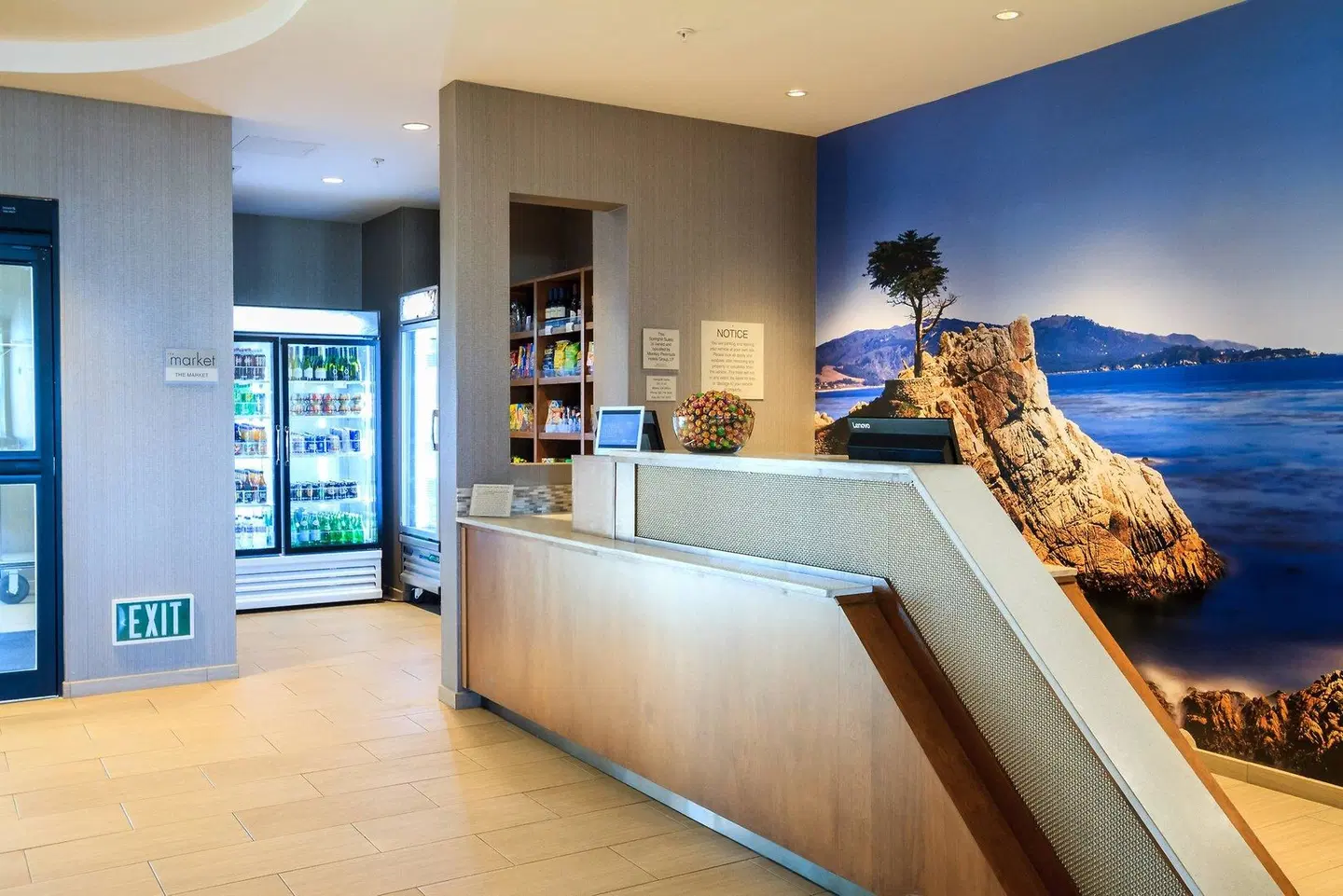 SpringHill Suites by Marriott The Dunes On Monterey Bay Badezimmer