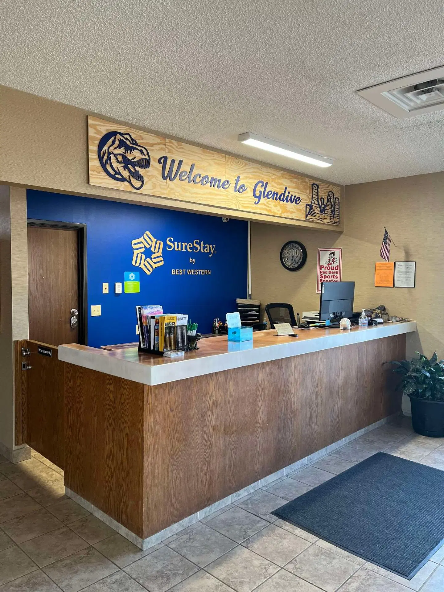 SureStay by Best Western Glendive Yellowstone River Bar