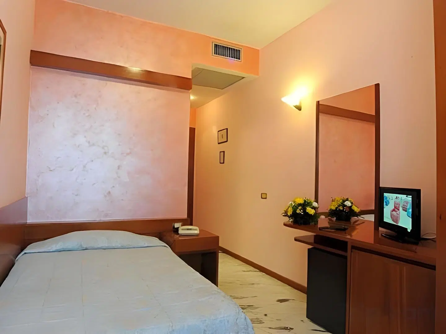 Excelsior ROOM_EXAMPLE