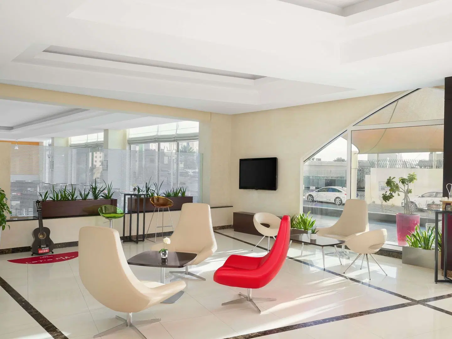 ibis Muscat LOUNGE_LOBBY