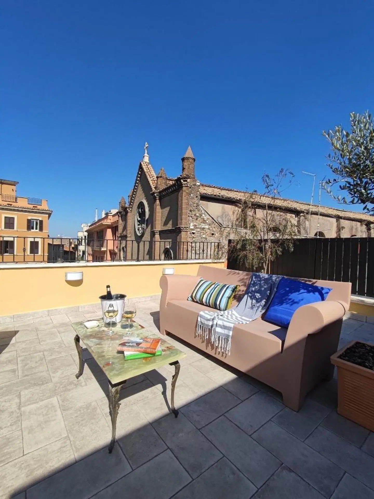 Regina Bed & Breakfast Terrasse