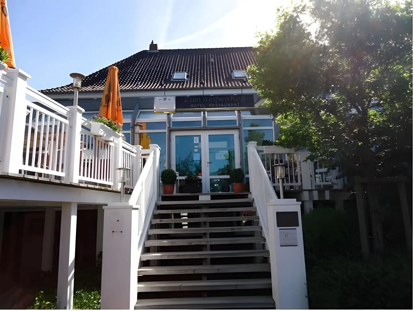 MarC5 Hotel EXTERIOR