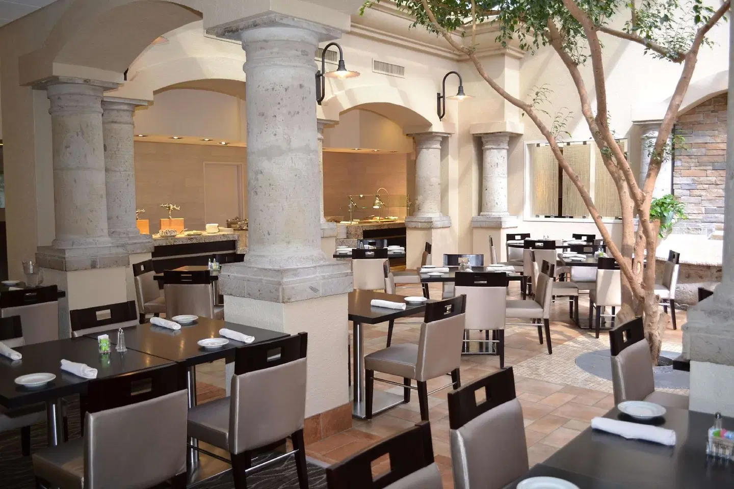 DoubleTree by Hilton Hotel Houston Hobby Airport Restaurant