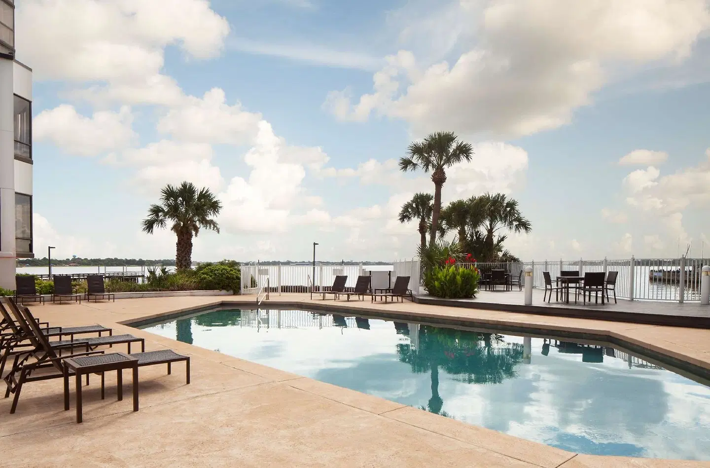 Hilton Houston NASA Clear Lake OUTDOOR_POOL