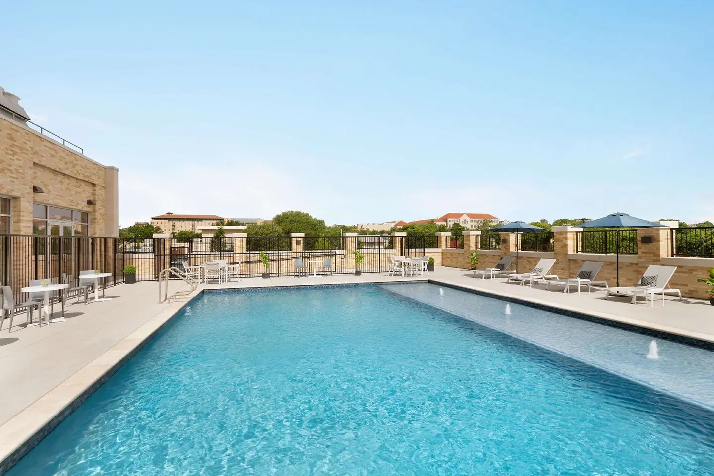 Hyatt Place Forth Worth/TCU OUTDOOR_POOL