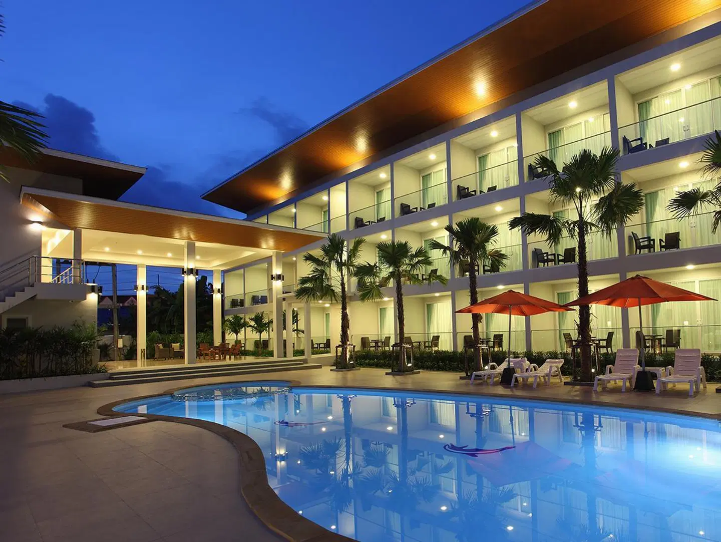 Clear House Resort OUTDOOR_POOL