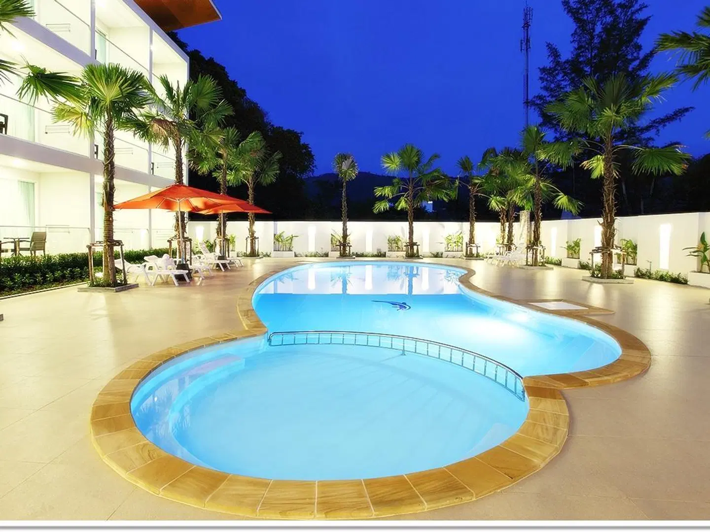 Clear House Resort OUTDOOR_POOL
