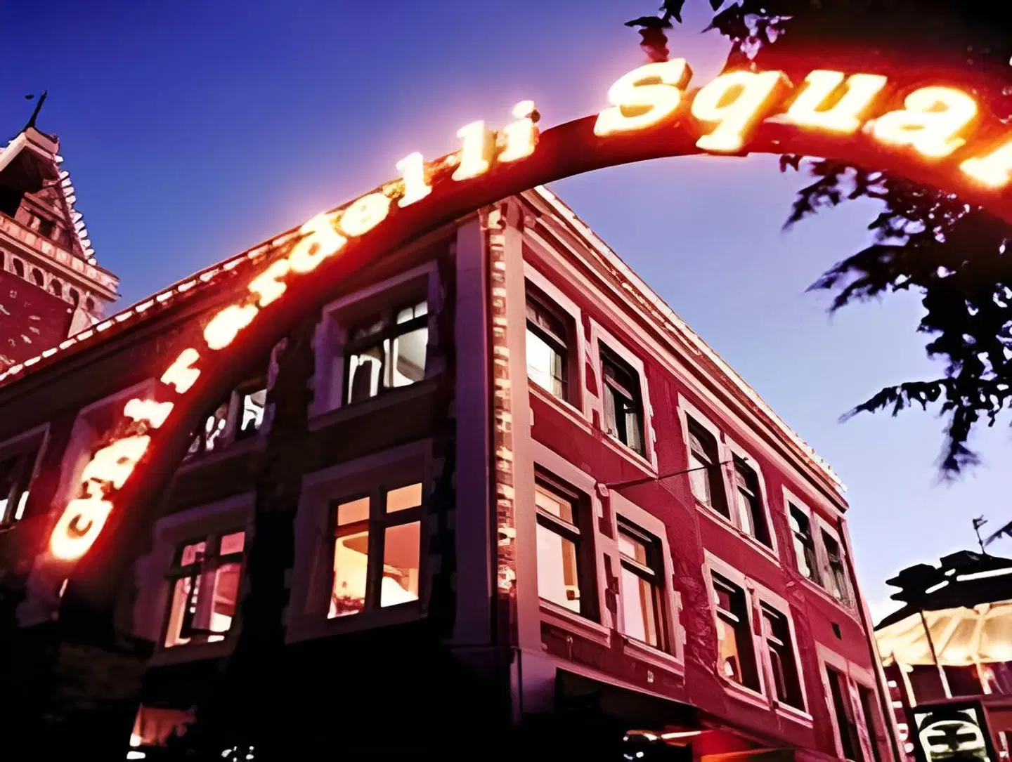 Ritz Inn EXTERIOR