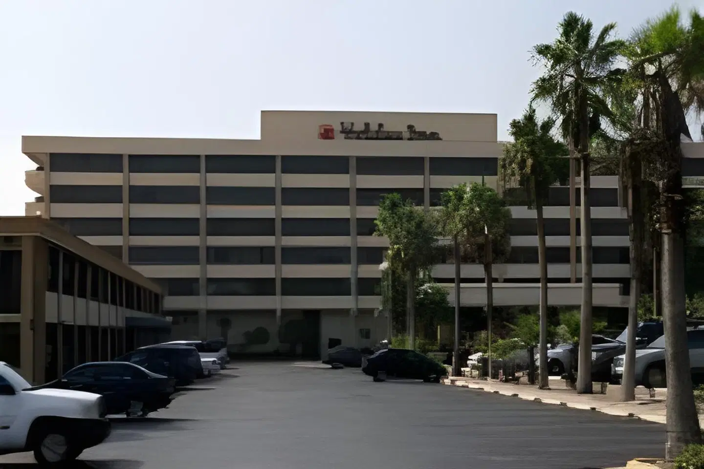 Emerald Beach Hotel EXTERIOR