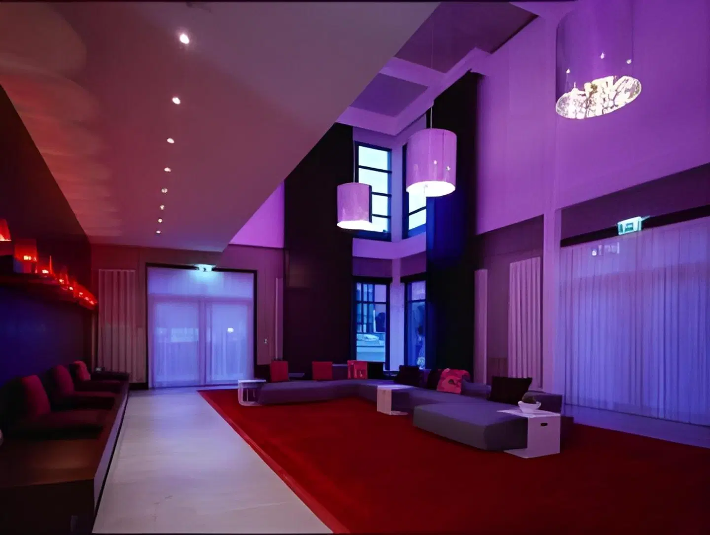 Superbude Altona Paradise LOUNGE_LOBBY