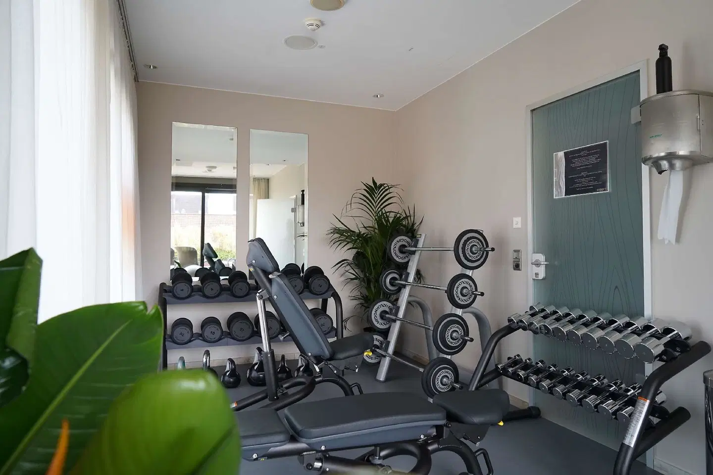 East SPORTS_AND_LEISURE