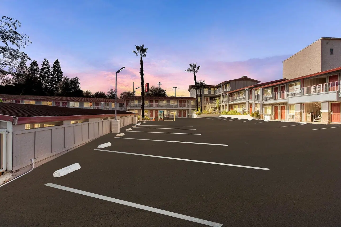 Ponderosa Inn Redding SPORTS_AND_LEISURE