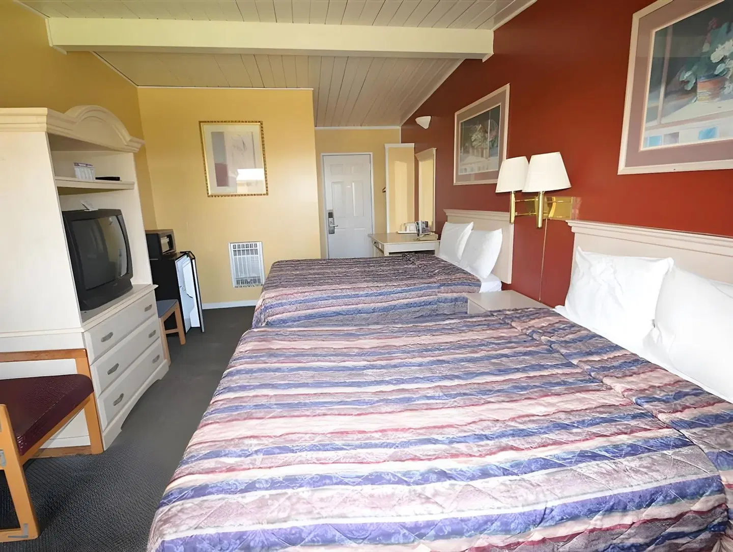 Gateway Inn ROOM_EXAMPLE
