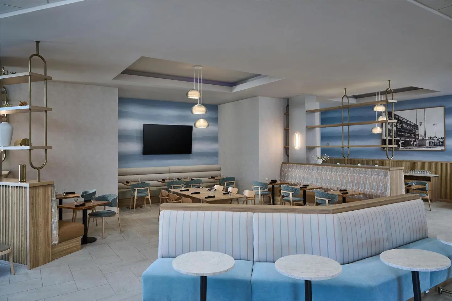 DoubleTree by Hilton Fullerton Bar