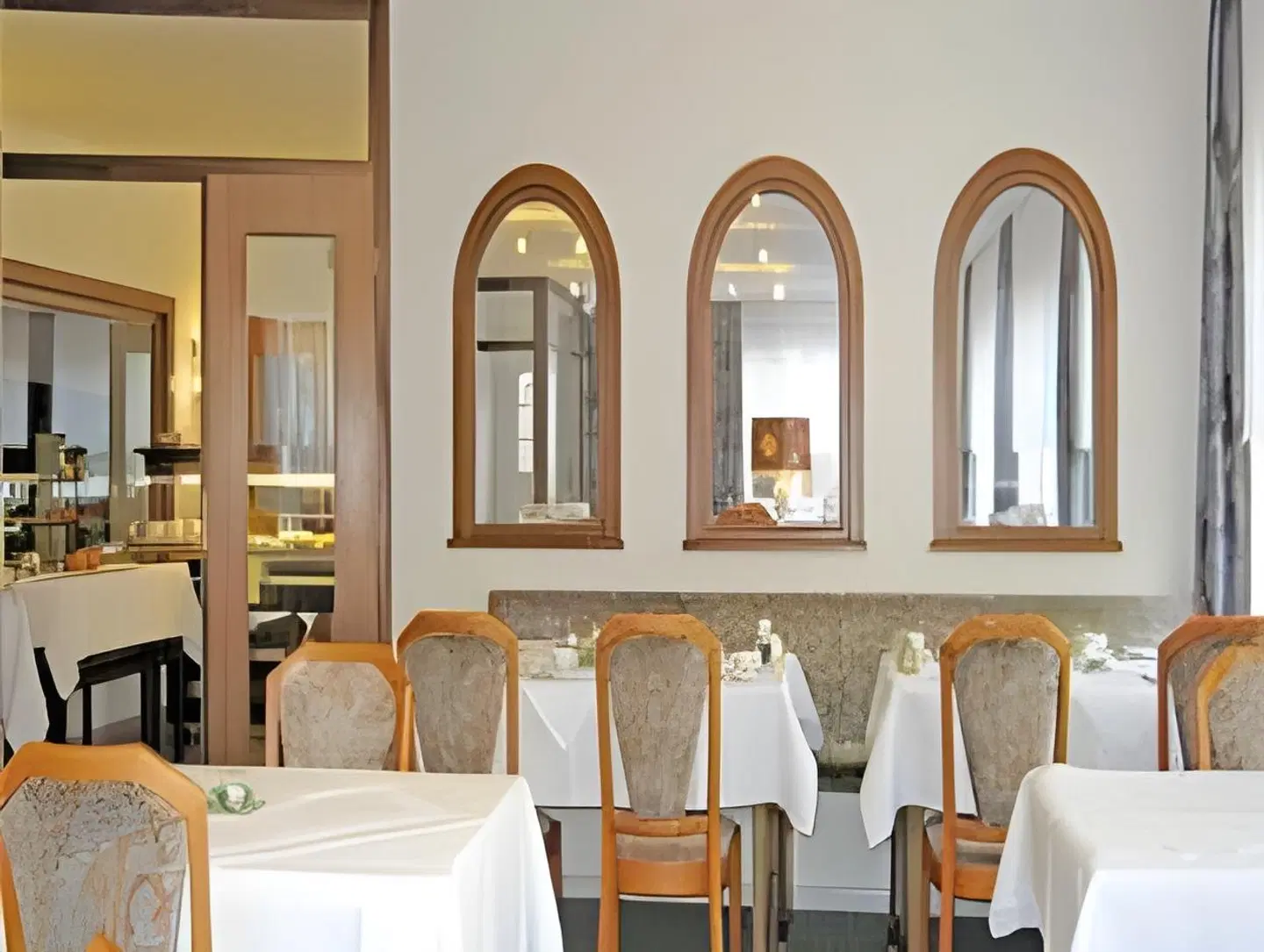 Graf Waldersee Restaurant