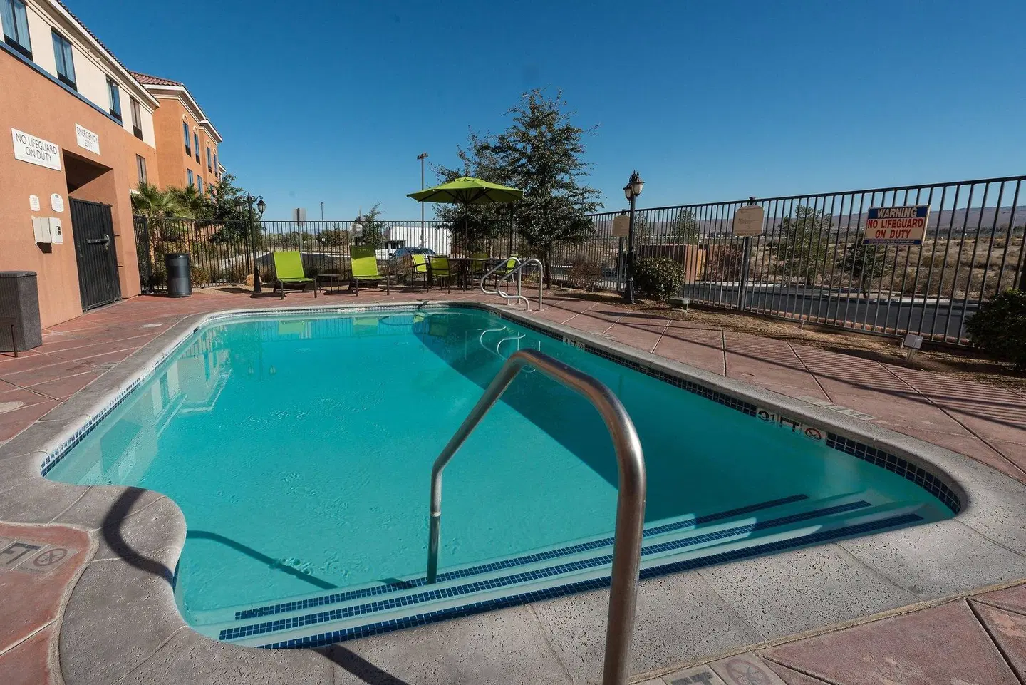 SpringHill Suites by Marriott Ridgecrest OUTDOOR_POOL