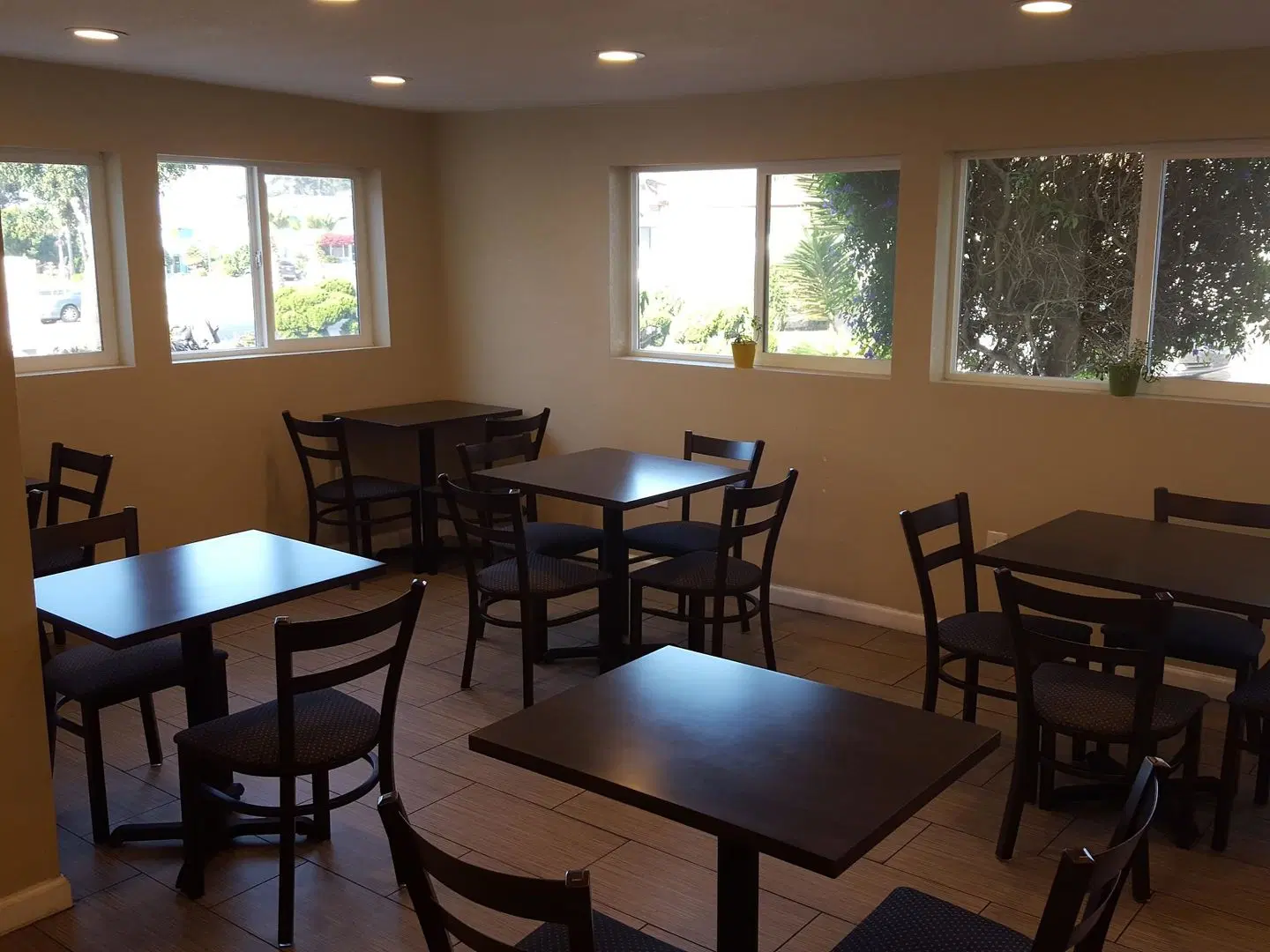 Bay View Inn - Morro Bay Bar