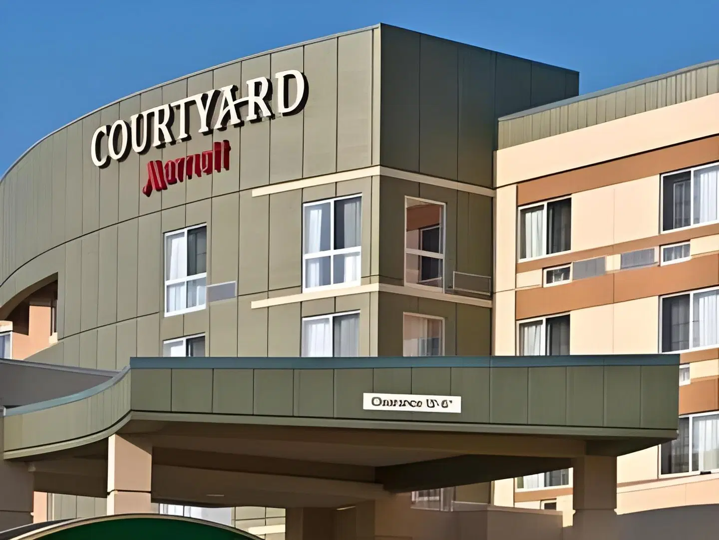 Courtyard by Marriott Houston Kingwood EXTERIOR