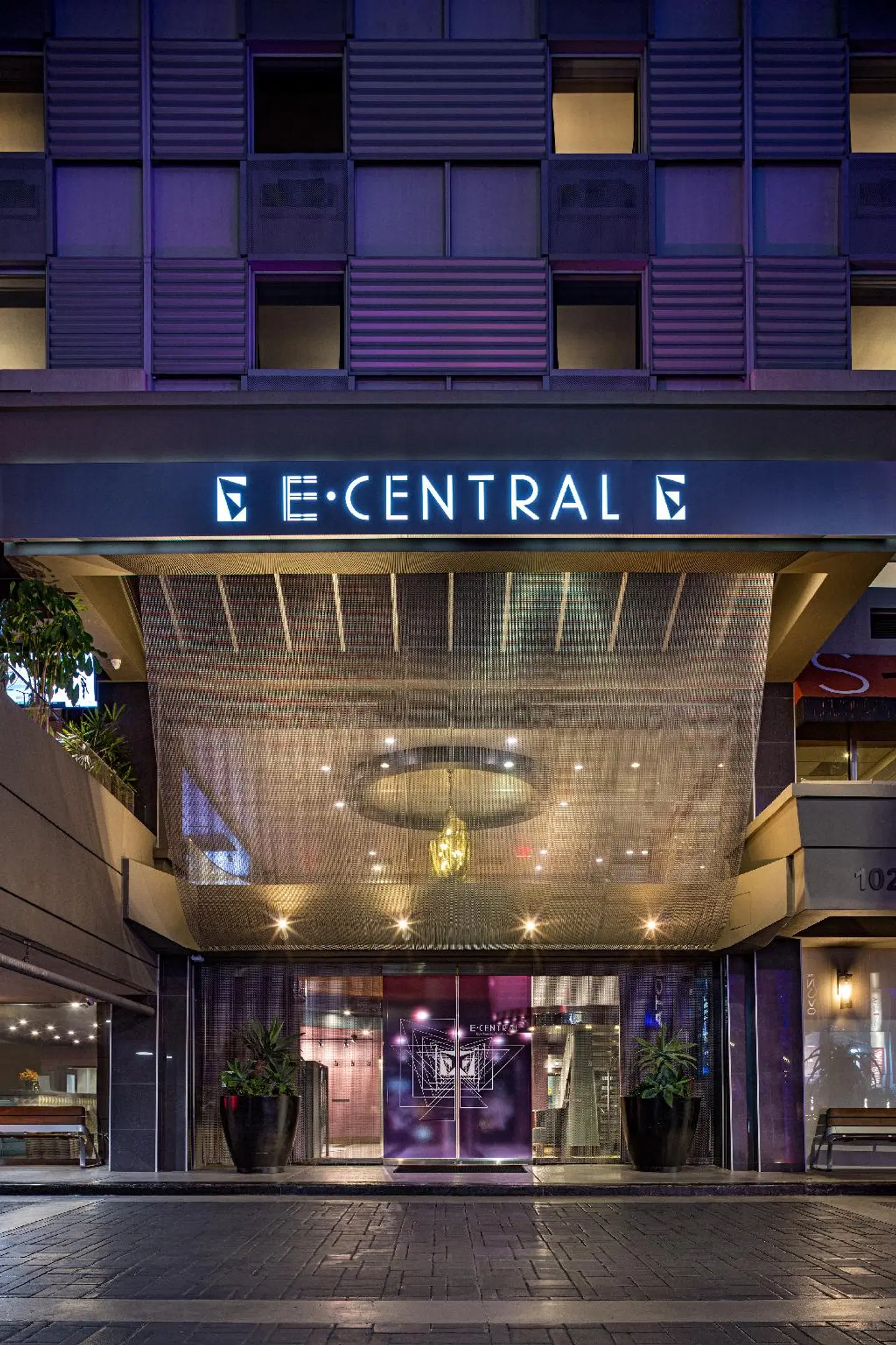 E-Central Downtown Los Angeles Hotel EXTERIOR
