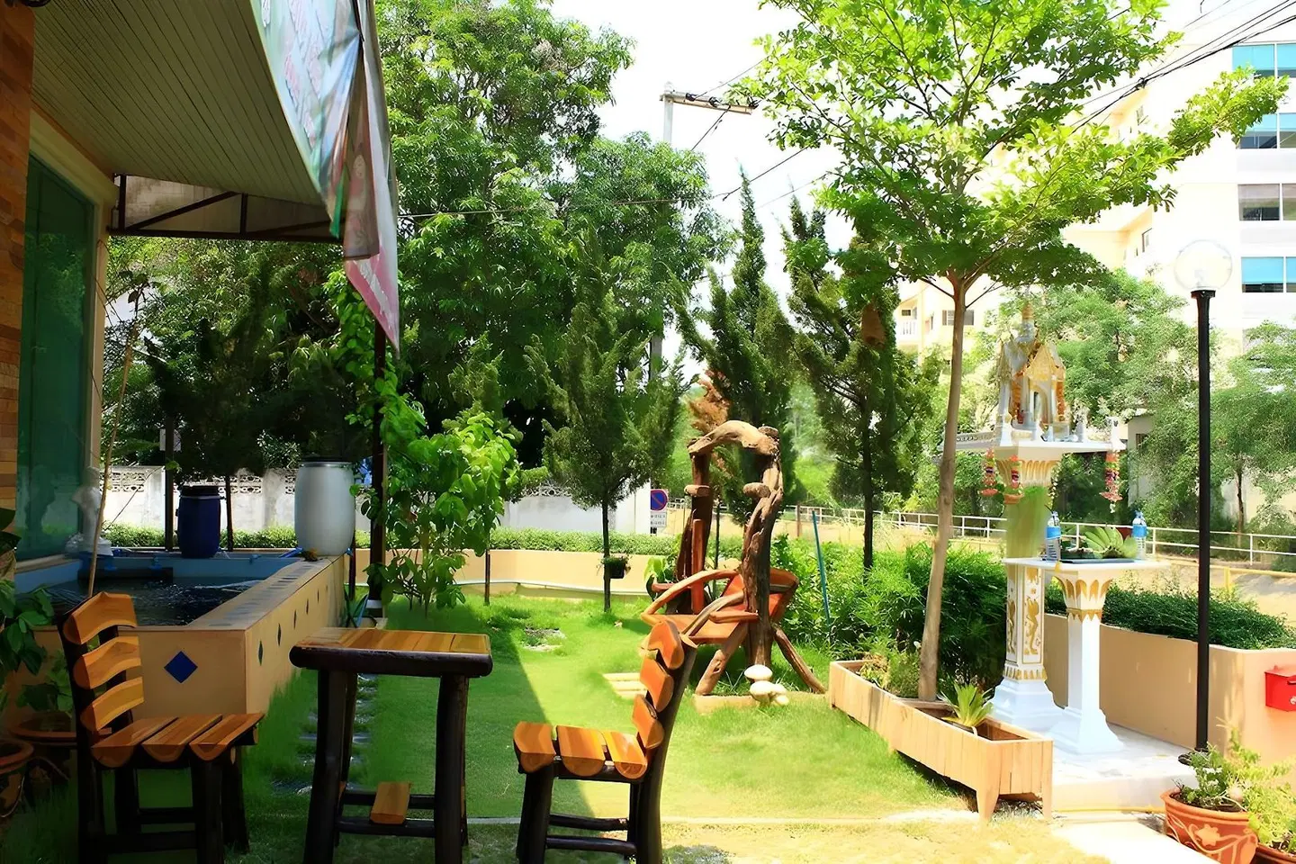 OYO 1053 Bloom Guest House Garten