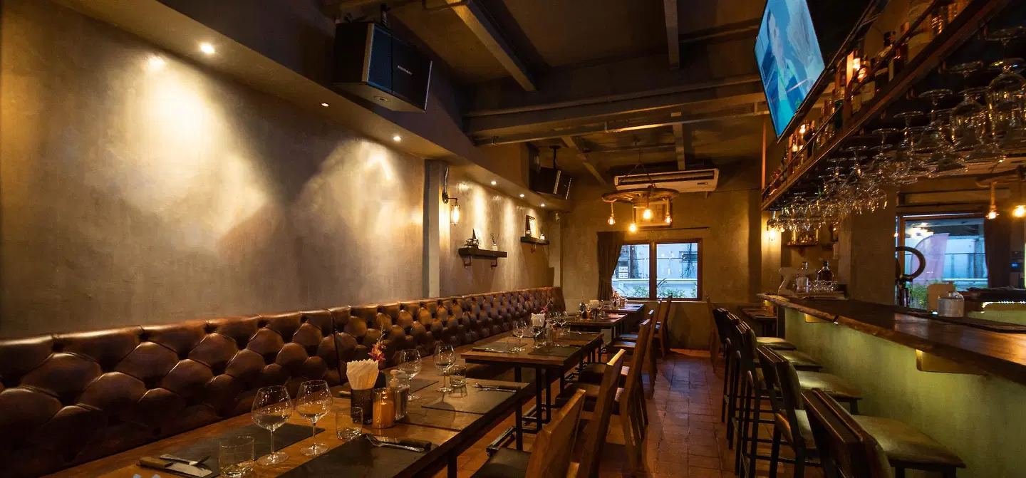 Harrys Steakhouse & Beach Hotel Restaurant