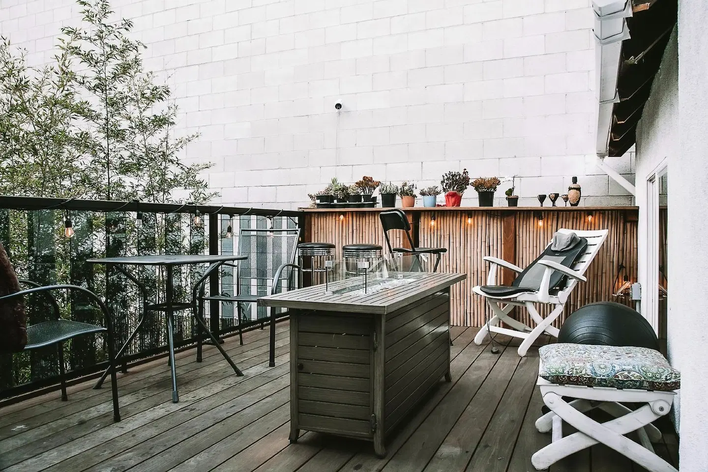 The Rumi Hostel Terrasse