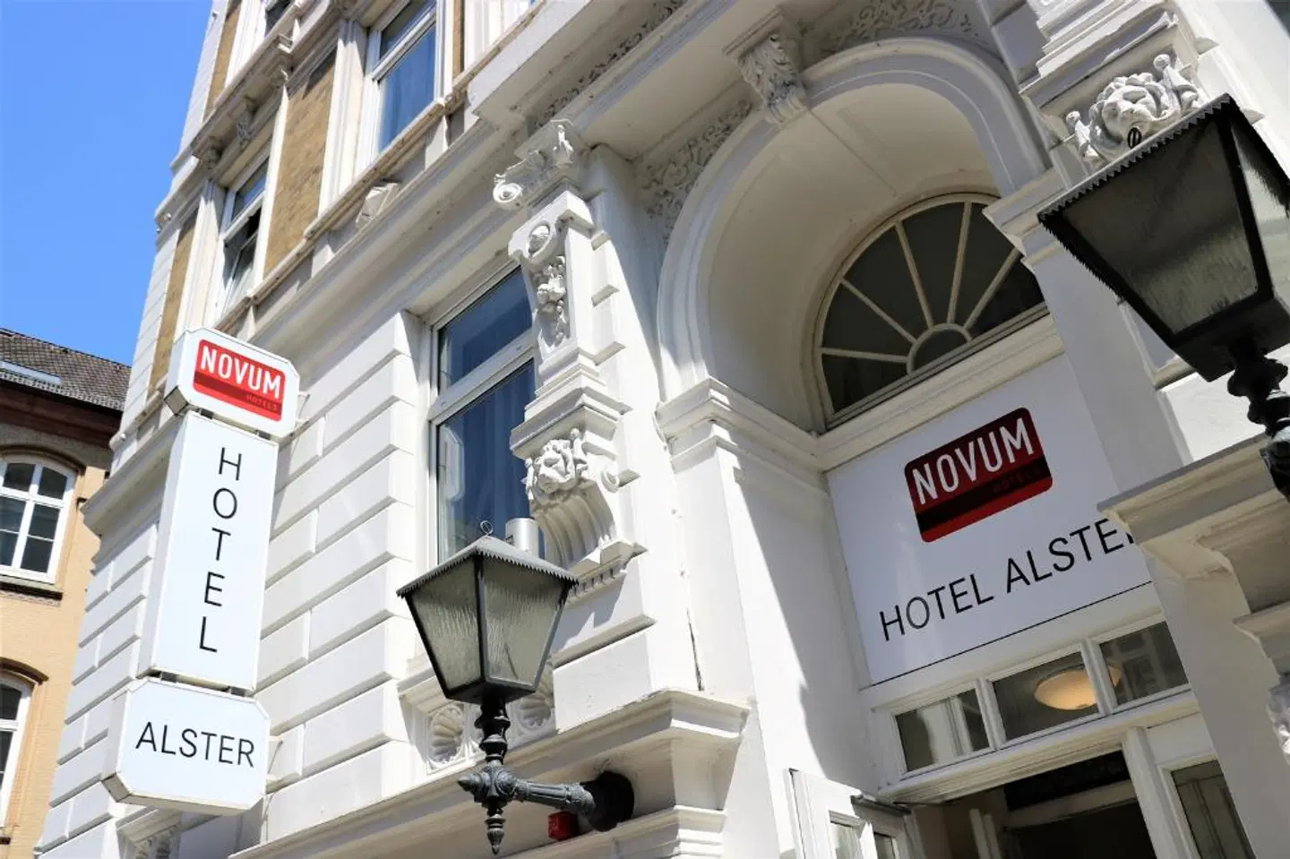 Novum Hotel Alster EXTERIOR