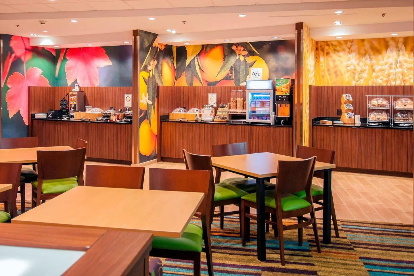 Fairfield Inn & Suites by Marriott San Antonio Brooks City Base Bar