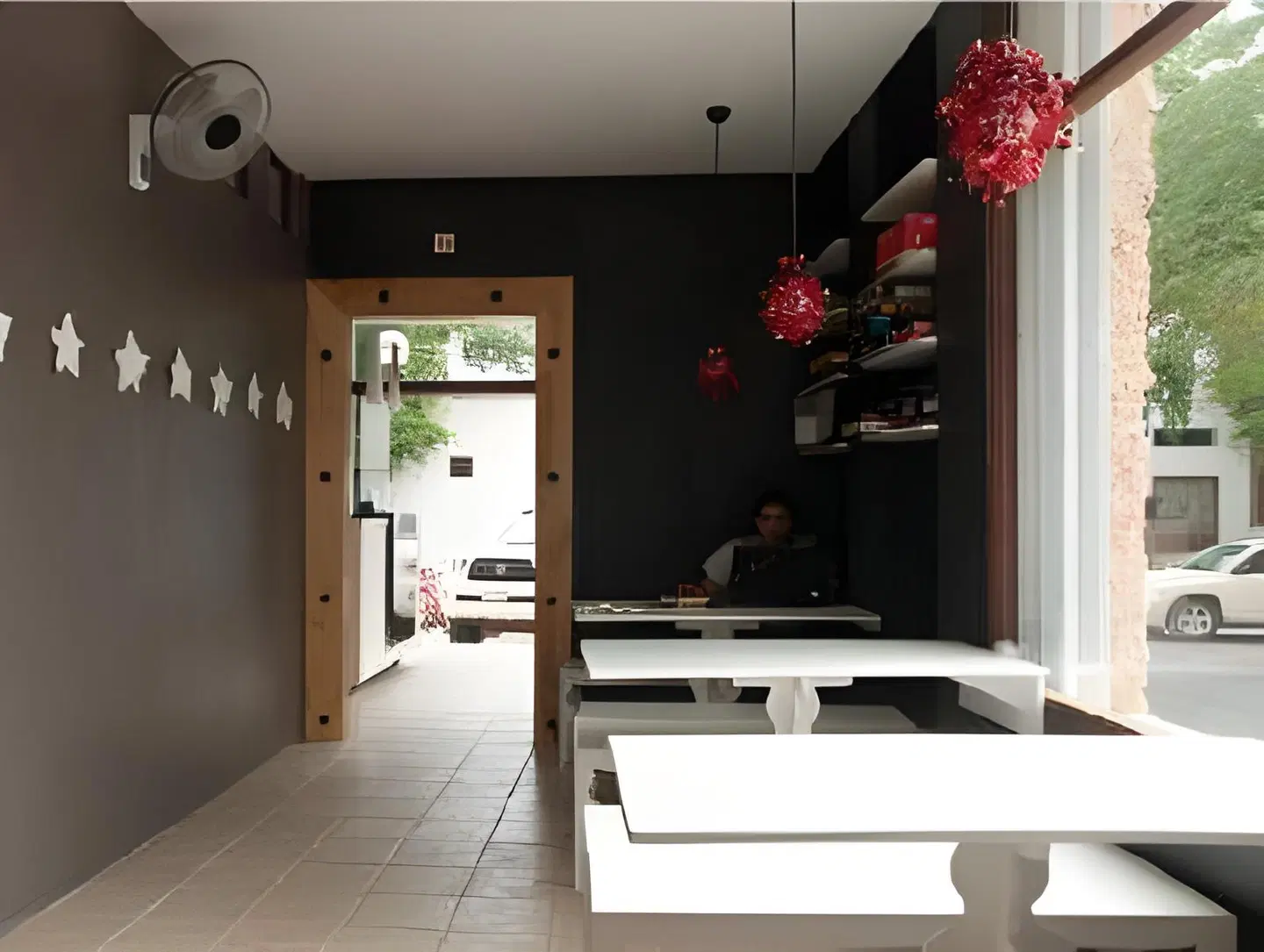 Hostel 3B Chic & Cheap LOUNGE_LOBBY