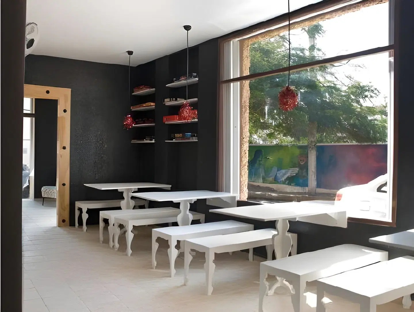 Hostel 3B Chic & Cheap SPORTS_AND_LEISURE