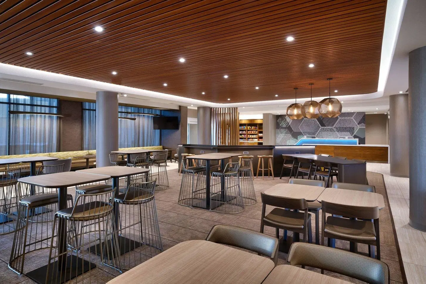 SpringHill Suites by Marriott El Paso Airport Bar