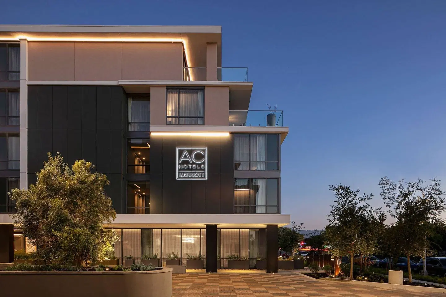 AC Hotel by Marriott Palo Alto EXTERIOR