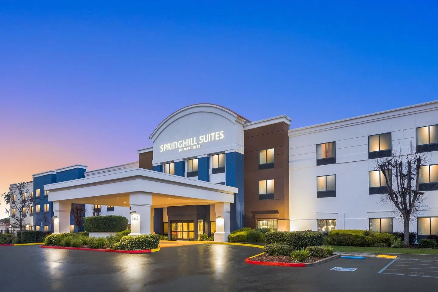 SpringHill Suites by Marriott Modesto EXTERIOR