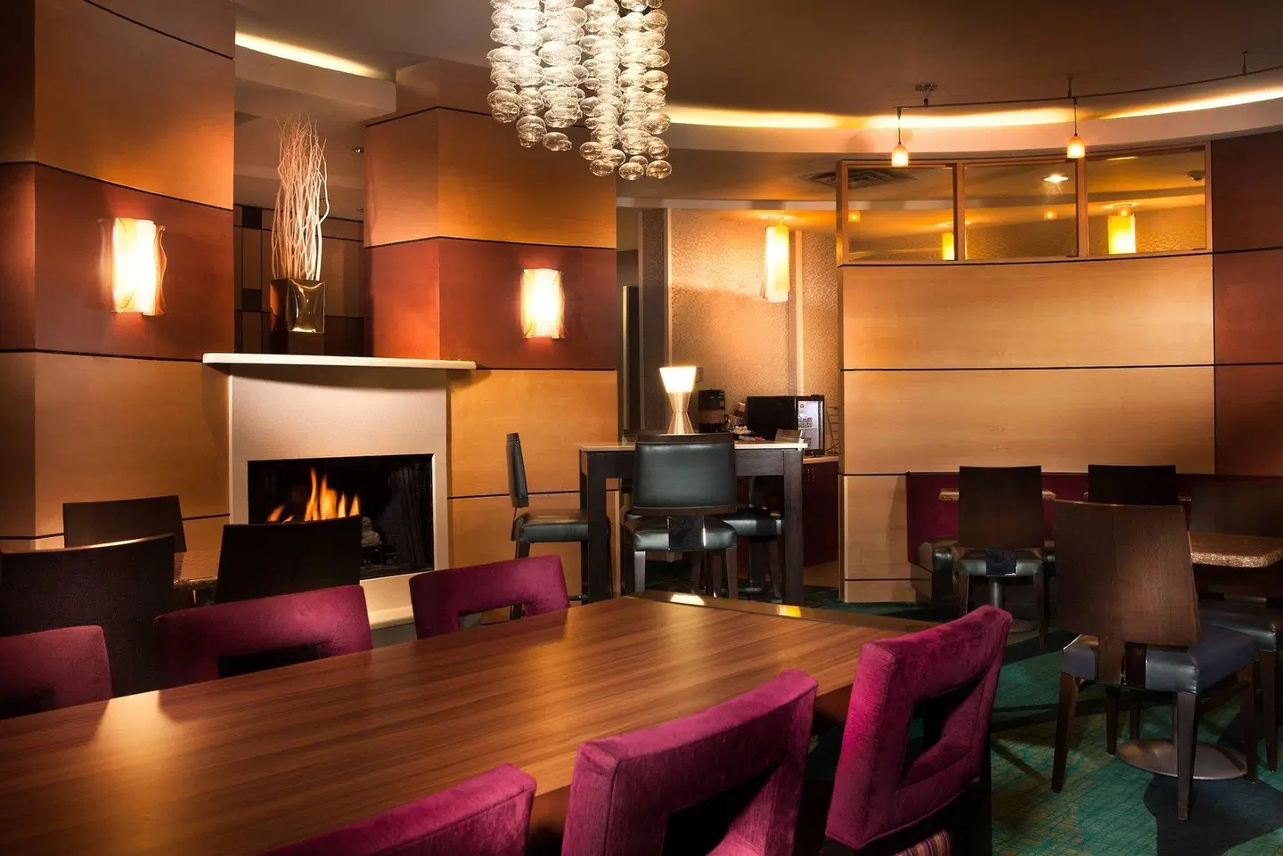 SpringHill Suites by Marriott Dallas DFW Airport North/Grapevine Bar
