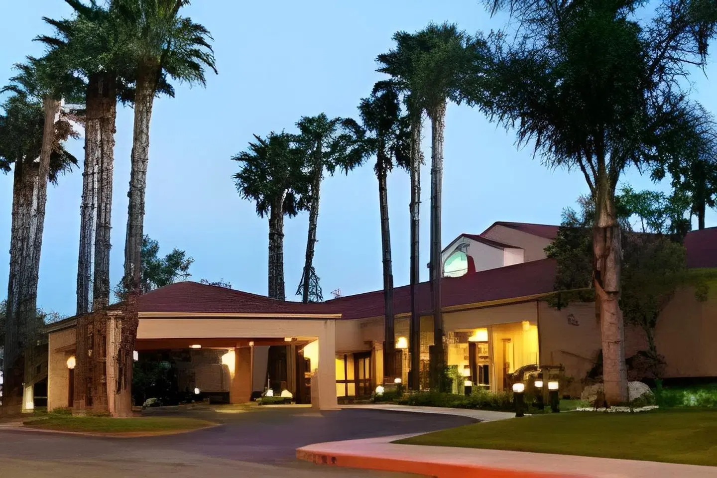 Sonesta Select Huntington Beach Fountain Valley EXTERIOR