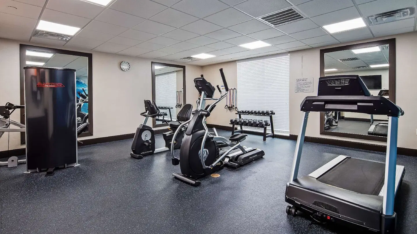 Best Western Plus Pasadena Inn & Suites SPORTS_AND_LEISURE