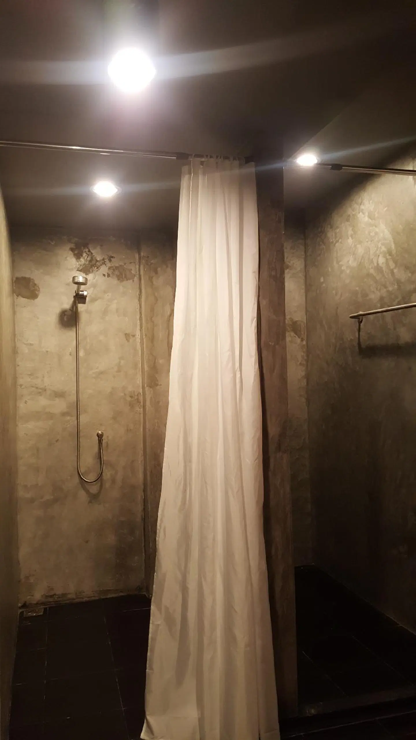 8 Sleeper Street Badezimmer