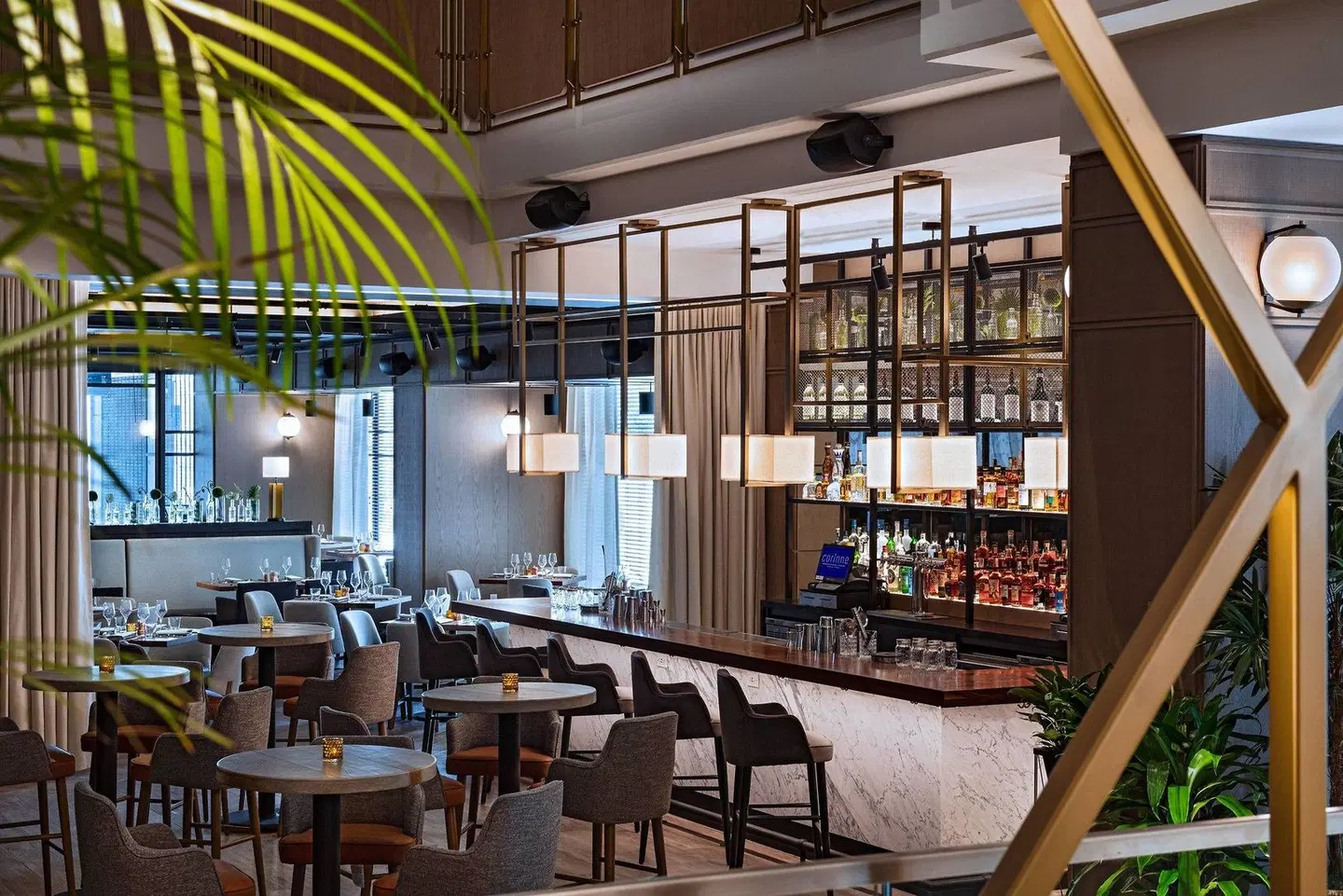 Austin Marriott Downtown Bar