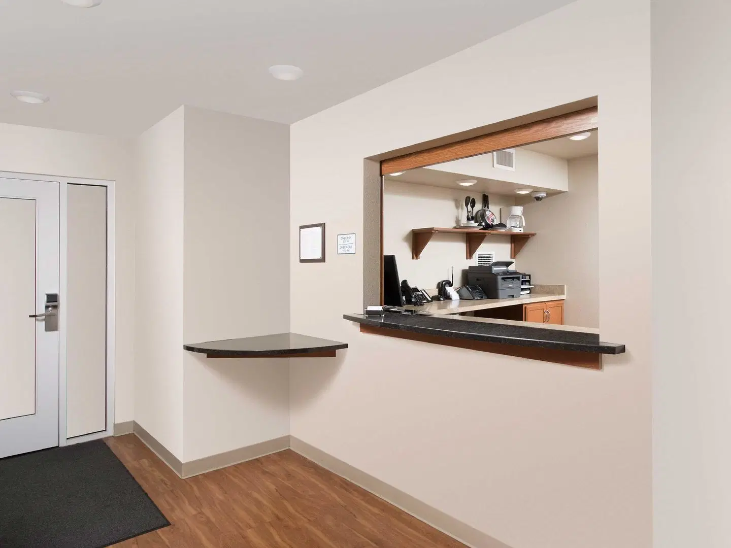 Extended Stay America ROOM_EXAMPLE