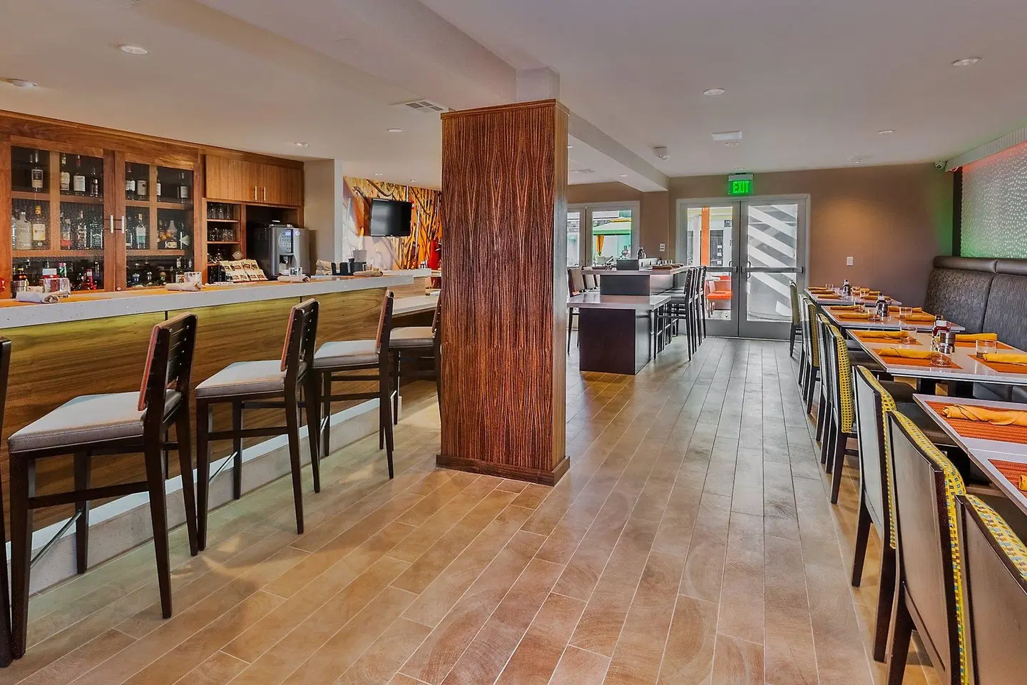 Hotel Indigo Anaheim by IHG LOUNGE_LOBBY