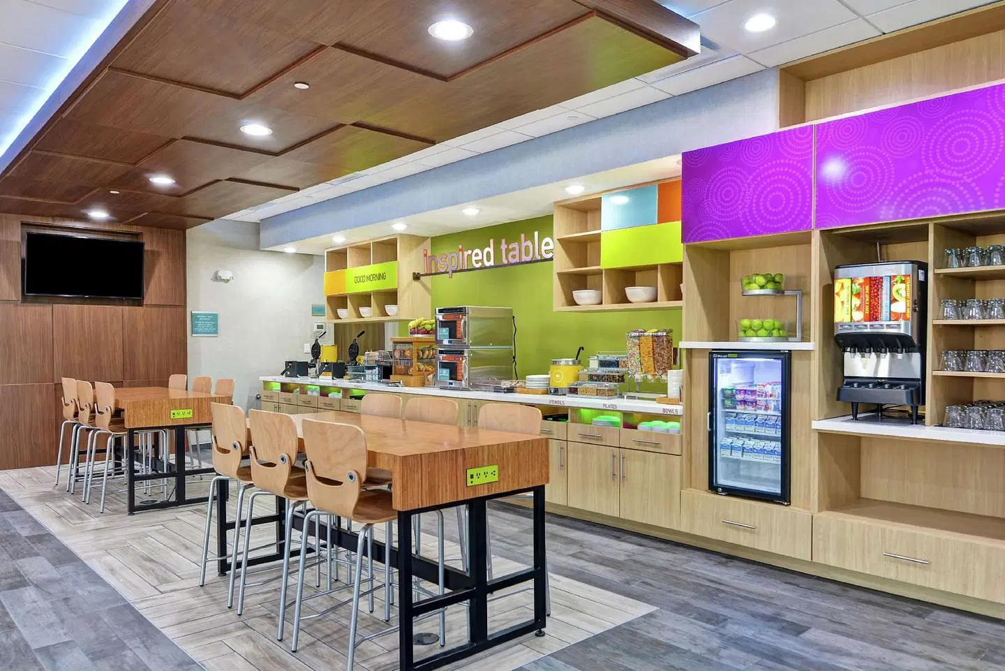 Home2 Suites by Hilton Bedford Dfw West Bar