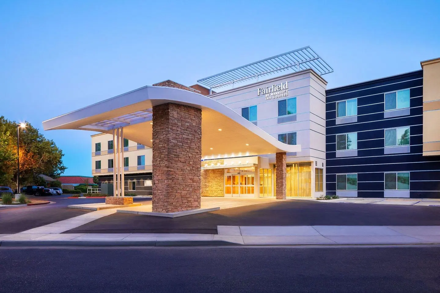 Fairfield Inn & Suites by Marriott Fresno North/Shaw Avenue EXTERIOR