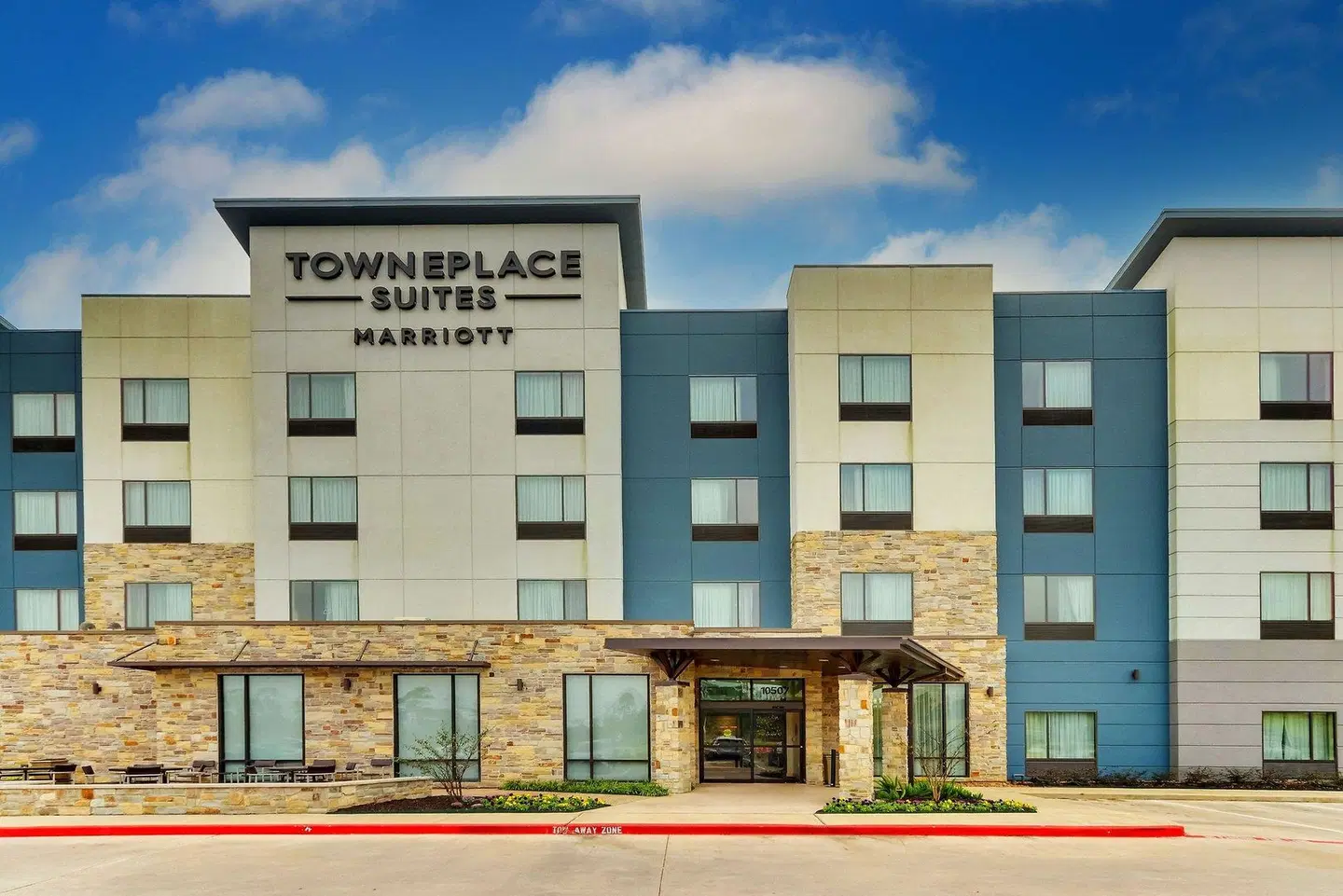 TownePlace Suites by Marriott Houston I-10 East EXTERIOR