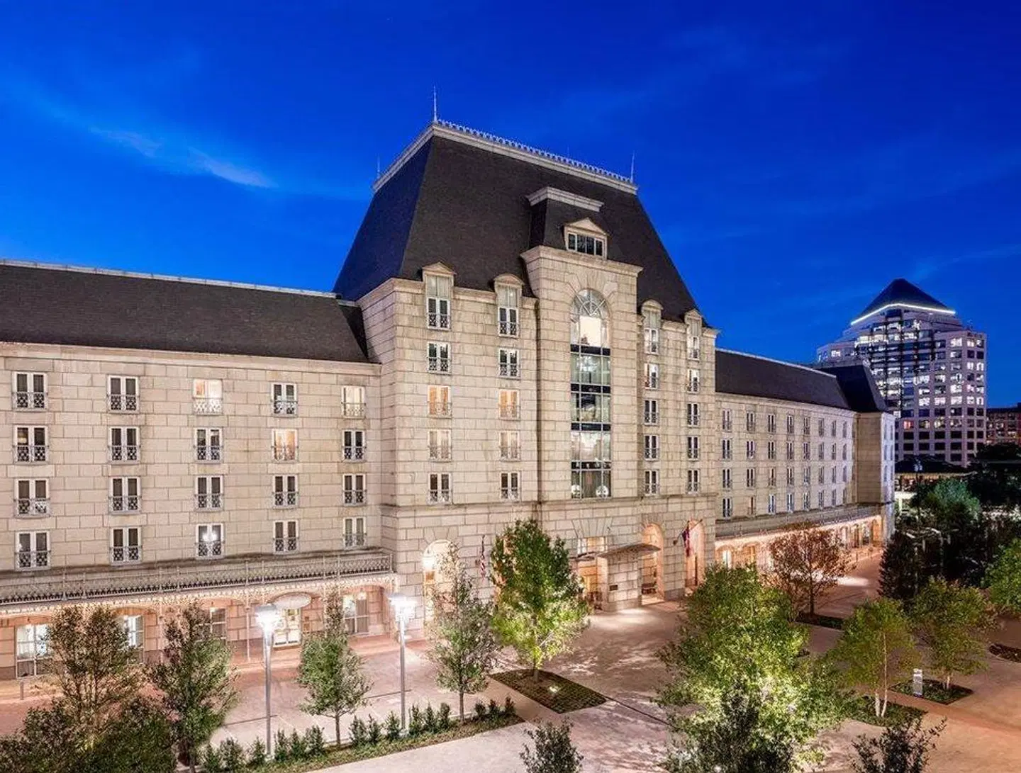 Hotel Crescent Court EXTERIOR