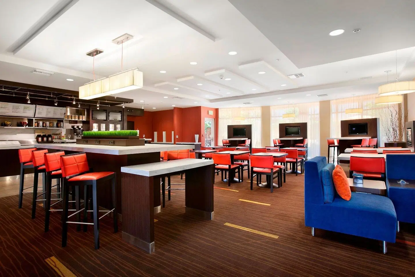 Courtyard by Marriott Ventura Simi Valley Bar