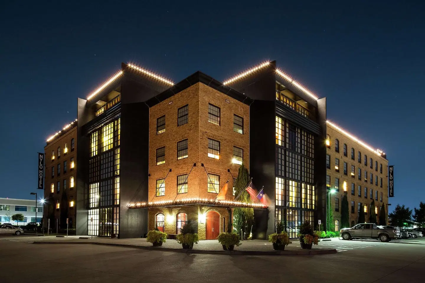 NYLO Dallas Plano Hotel, Tapestry Collection by Hilton EXTERIOR