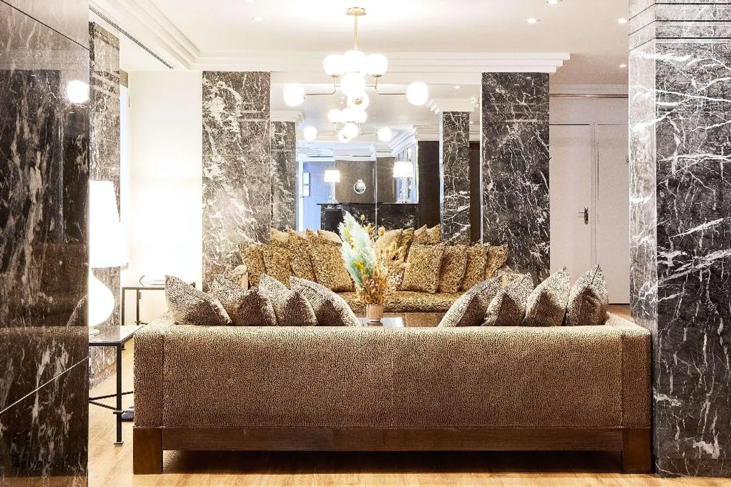 Plaza Tour Eiffel LOUNGE_LOBBY